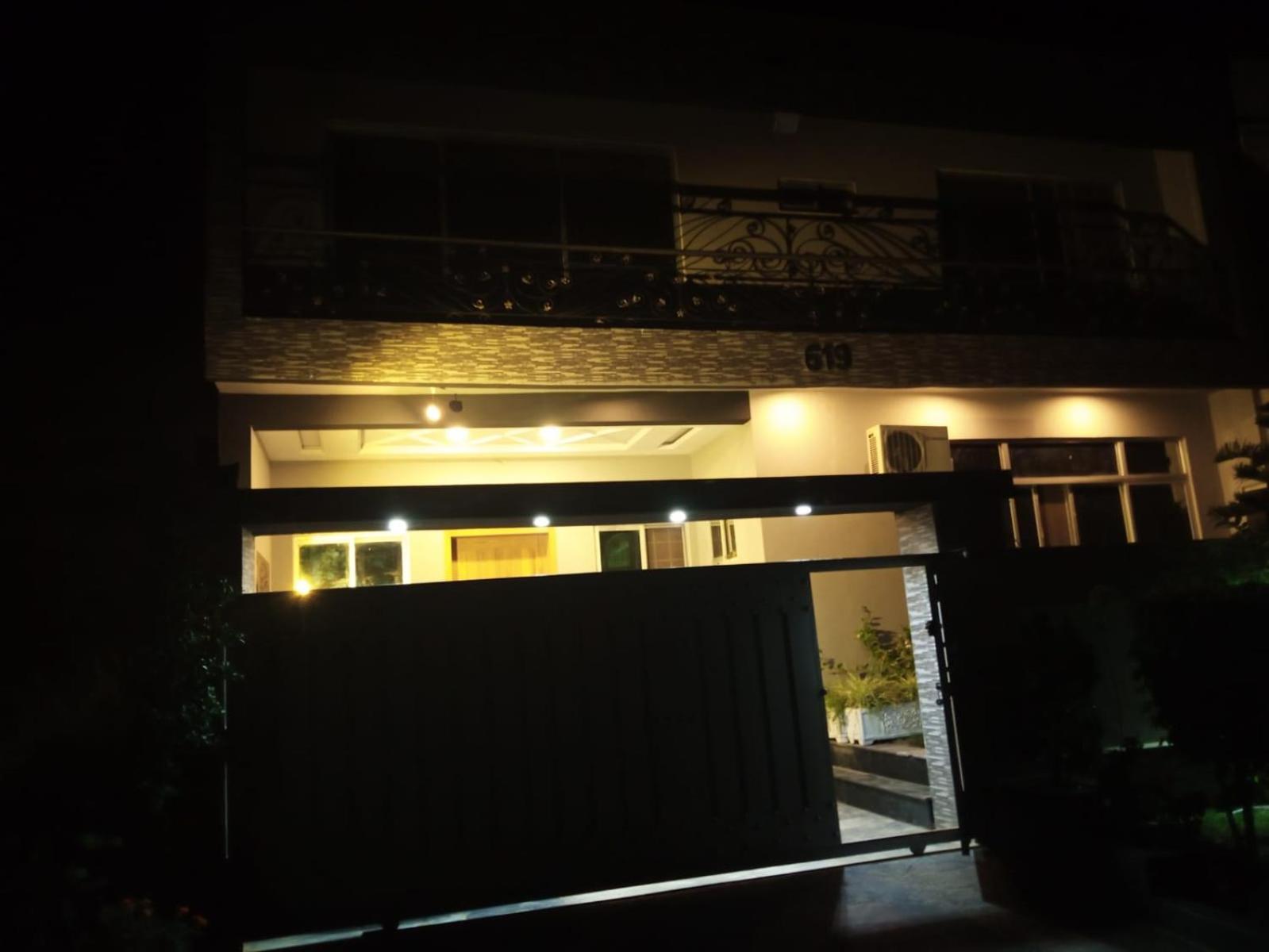 N N Guests Palace Islamabad Bagian luar foto